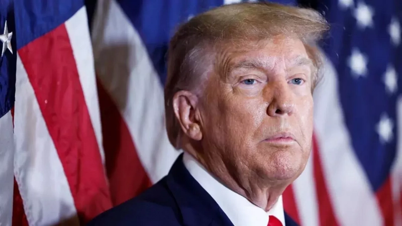 Трамп созывает держателей TRUMP на ужин, между тем токен потерял 97% стоимости